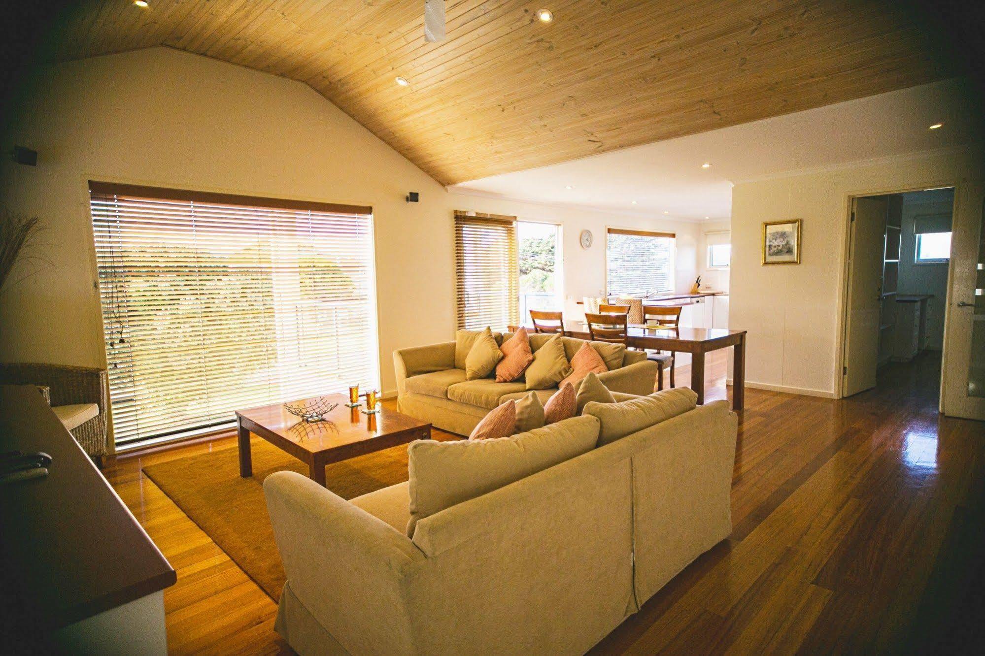 Rayville Boat Houses Apollo Bay Exterior photo